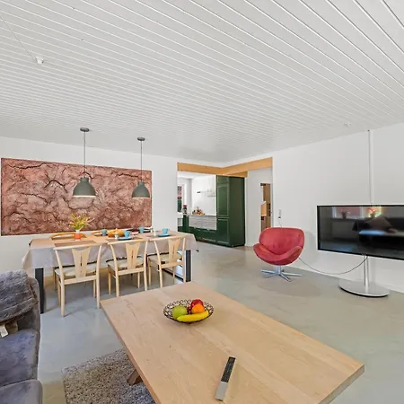 Modernized Ground Floor In Stadil * Tim