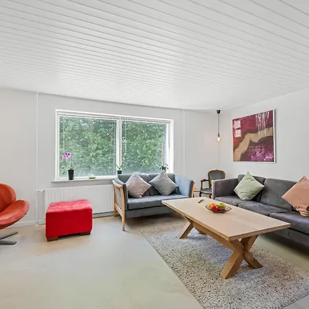Hébergement de vacances Modernized Ground Floor In Stadil *