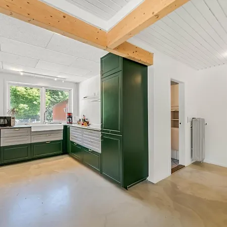Hébergement de vacances Modernized Ground Floor In Stadil