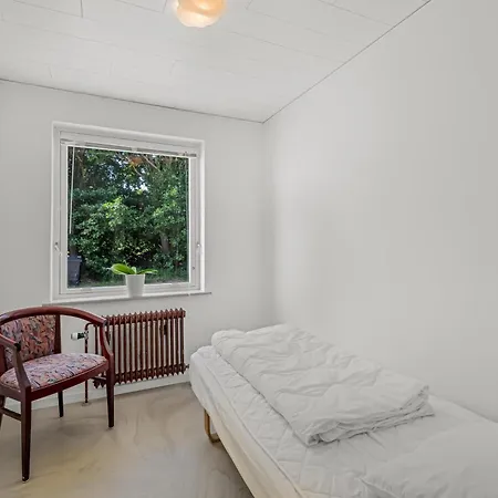 Modernized Ground Floor In Stadil * Tim